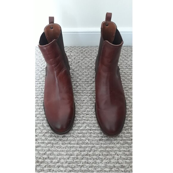 Frye Melissa Chelsea boot 10M, brown - Picture 2 of 7